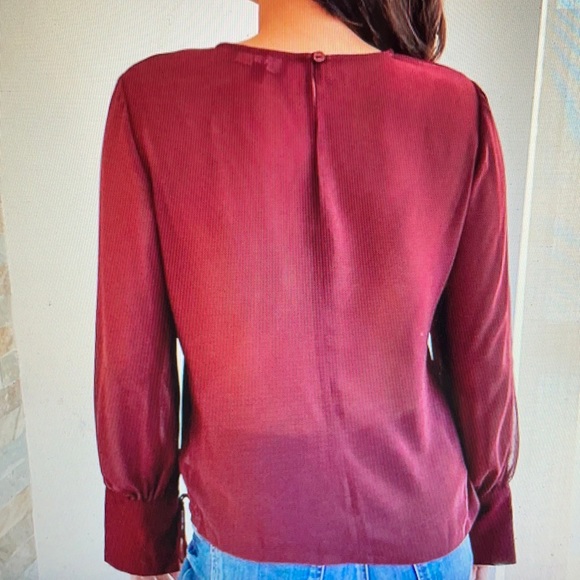 NWT: Lulus Long-Sleeve Top - Picture 2 of 5